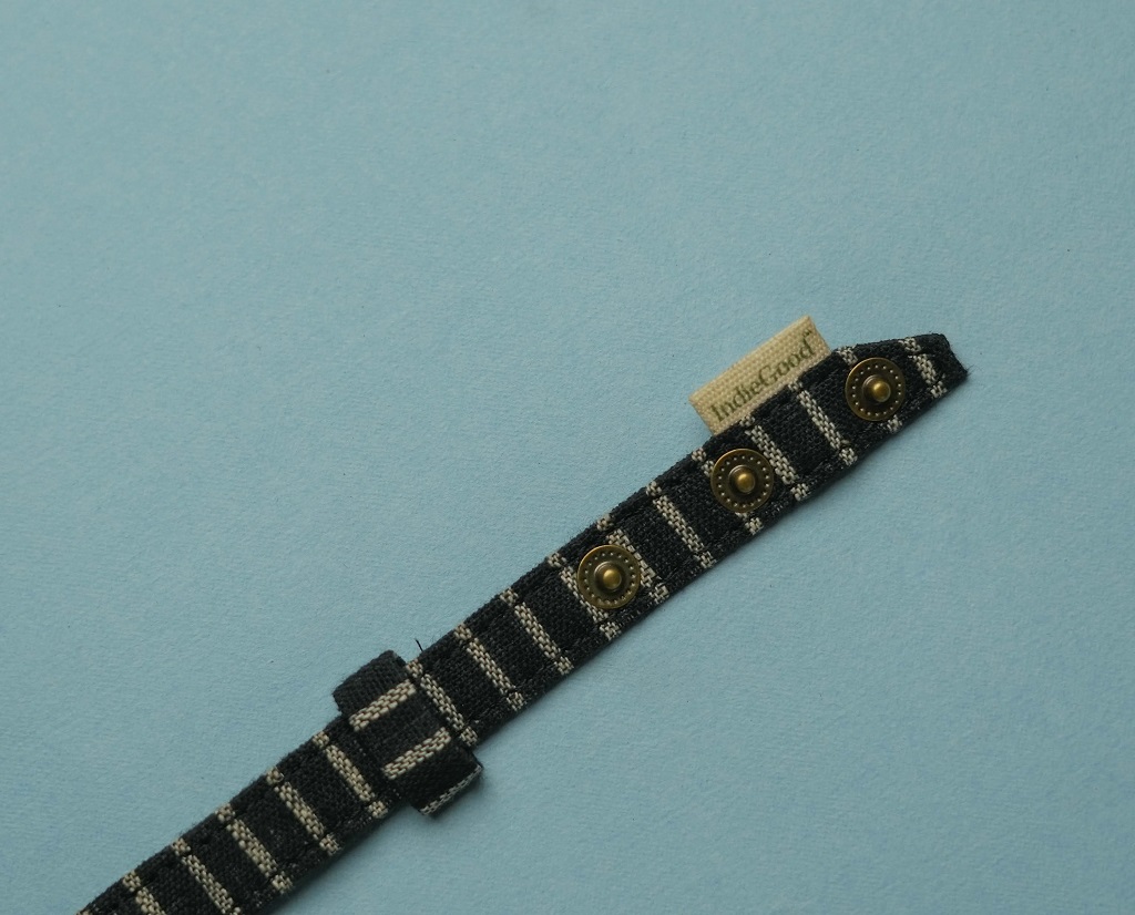 IndieGood Bowtie Collar For Cats – Black Current 4