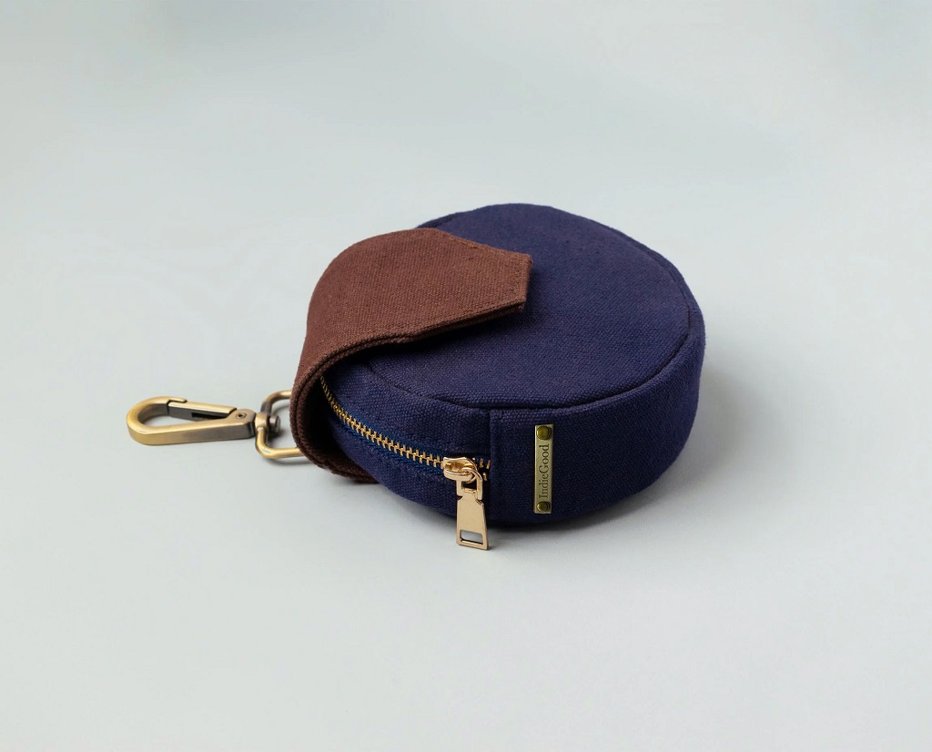 IndieGood-Comfortable-and-Stylish-Treat-Bag-Blue_1