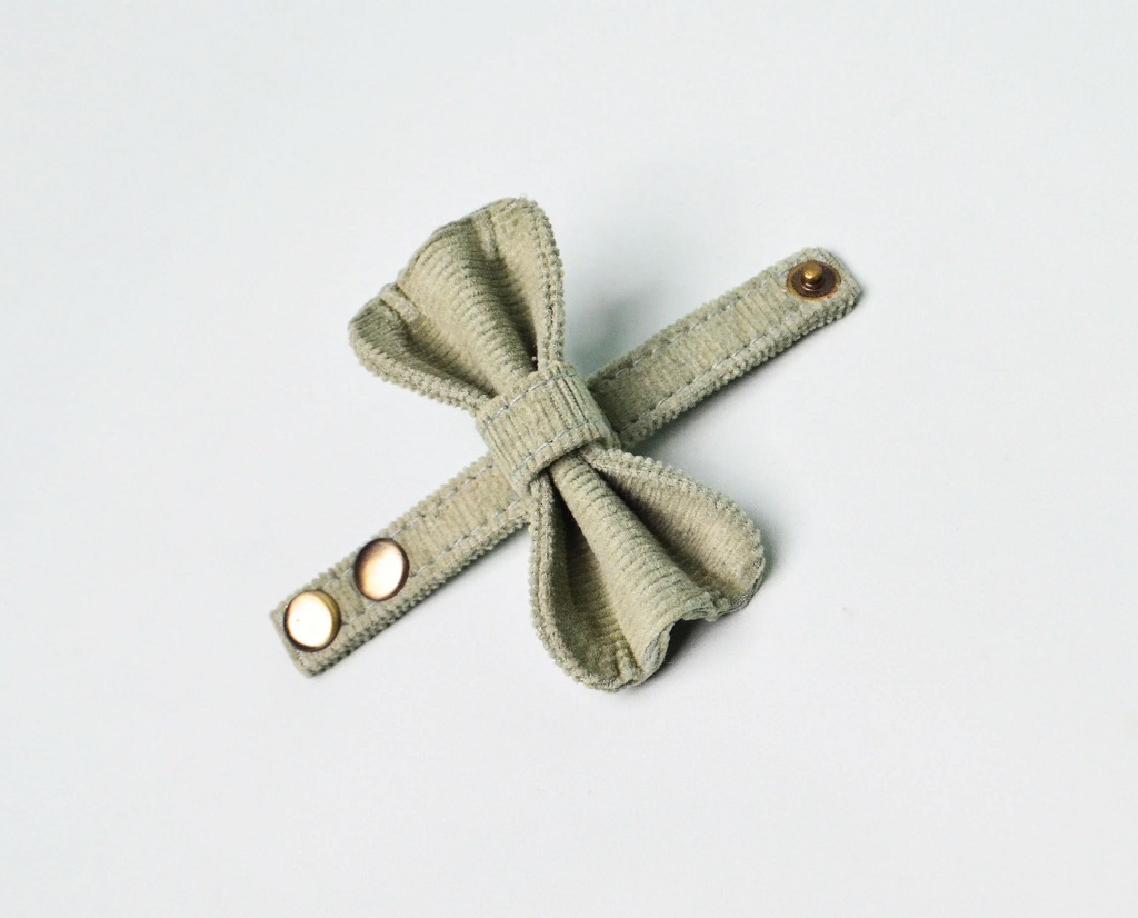 IndieGood-Corduroy-Cotton-Bowtie-for-Dog-Olive-Green_1
