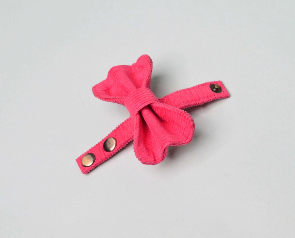 IndieGood-Corduroy-Cotton-Bowtie-for-Dog-Purrfect-Pink_1