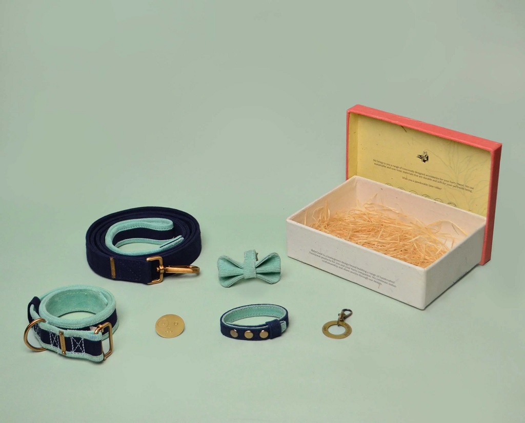 IndieGood-Curated-Gifting-Kit-A-Complete-Dog-Set-Blue_1