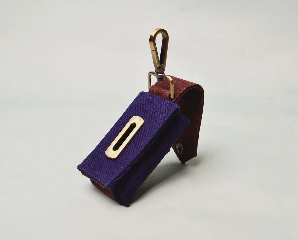 IndieGood-Easy-To-Use-Stylish-Canvas-Poop-Bag-Dispenser-Blue_5