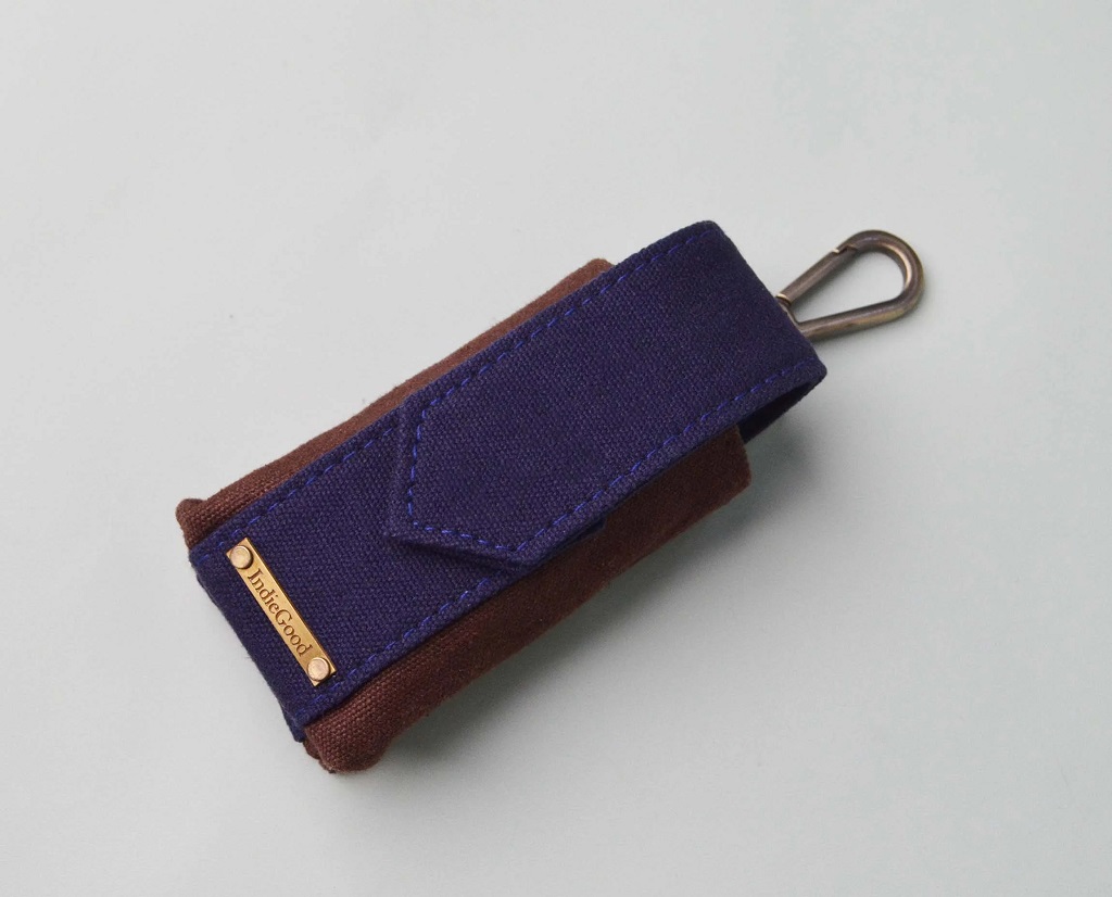 IndieGood-Easy-To-Use-Stylish-Canvas-Poop-Bag-Dispenser-Brown_2