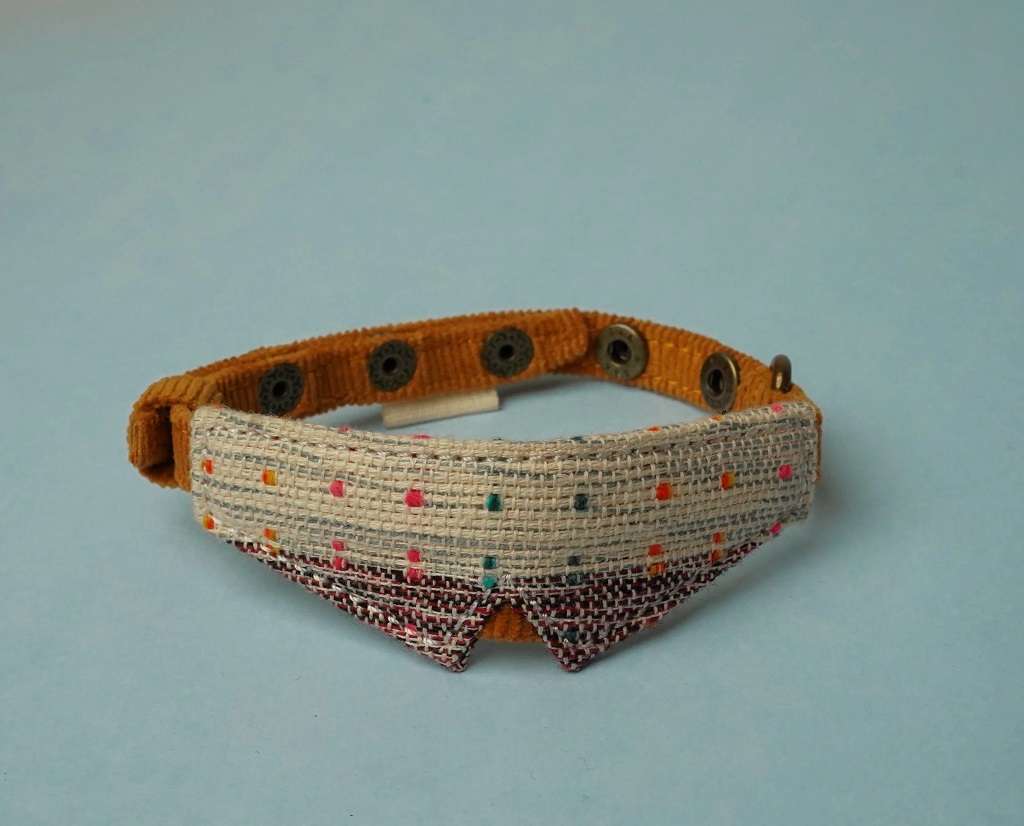 IndieGood Handloom Collar For Cats – Beach Brown 5