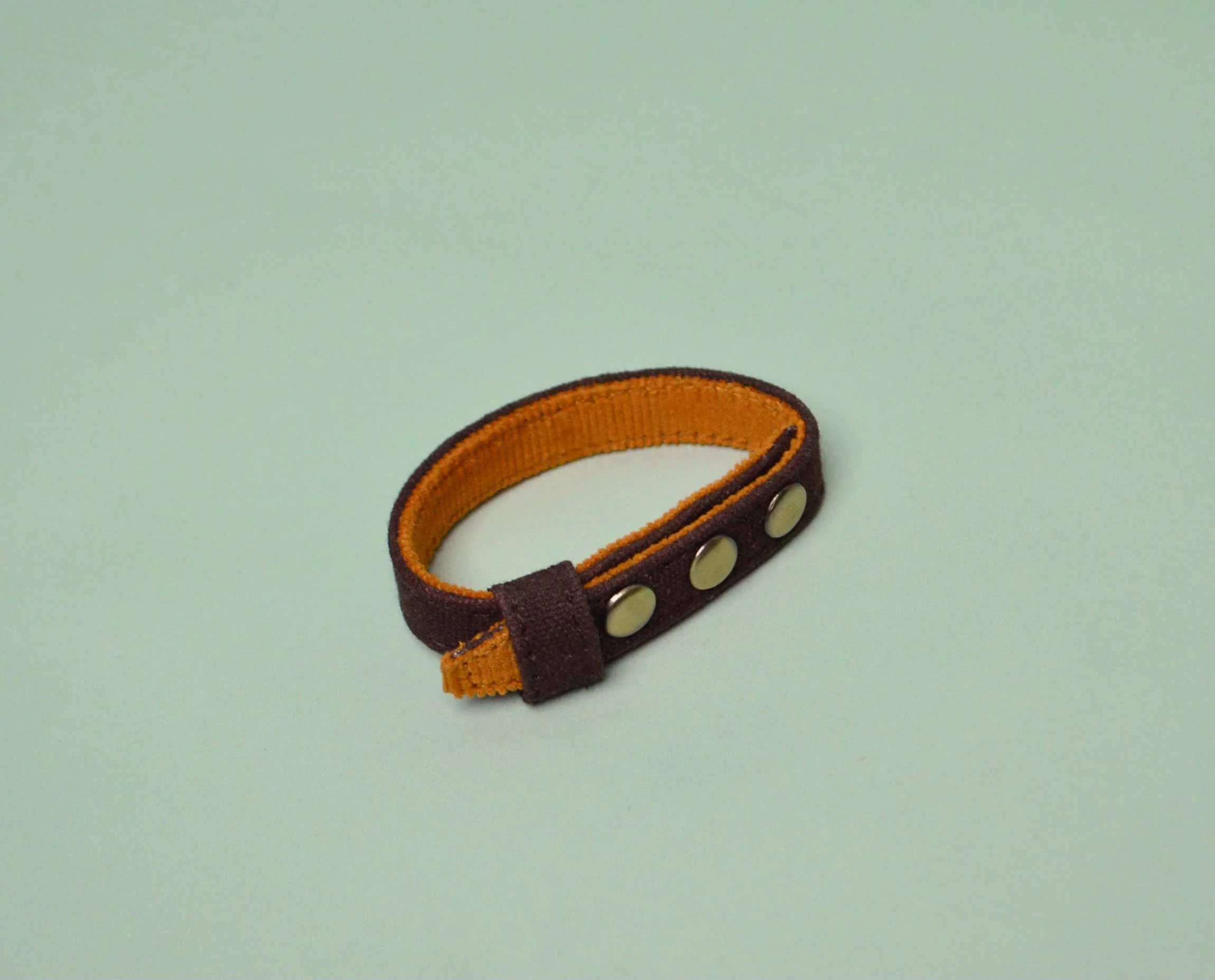 IndieGood-Matching-Set-Corduroy-Dog-Collar-with-Bond-Band-For-Human-Brown_3-1