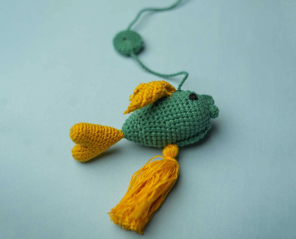 IndieGood Nemofish Wandtoy for Cats_01