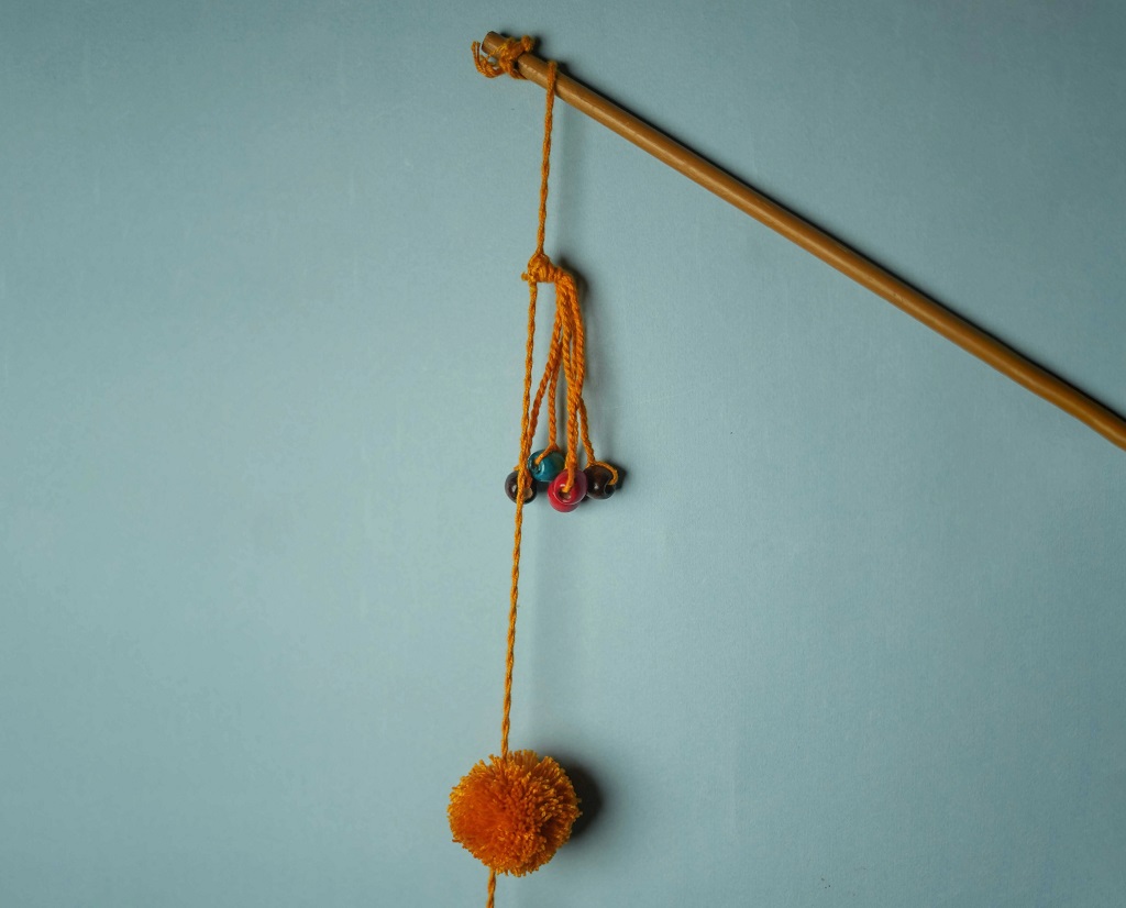 IndieGood Pufferfish Wandtoy for Cats_04