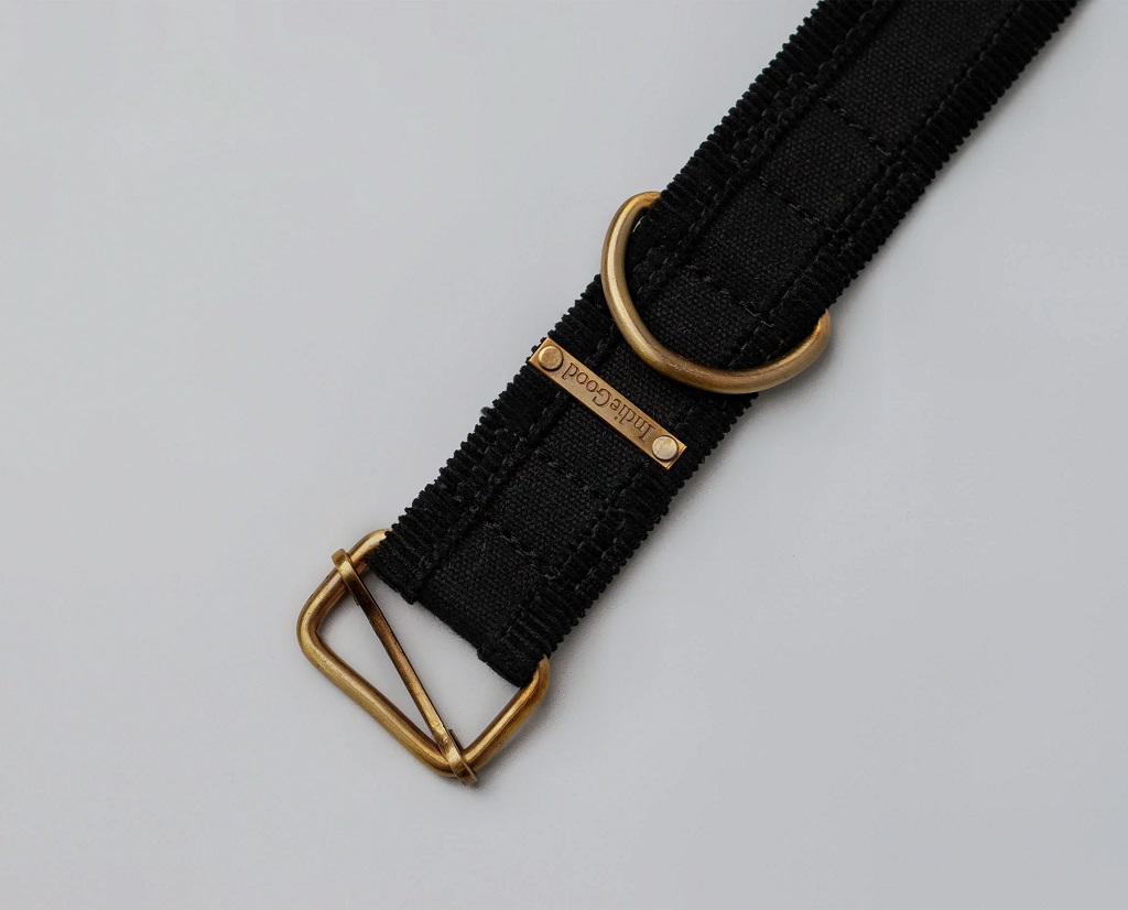 IndieGood-Skin-Friendly-Corduroy-Dog-Collar-Black_1