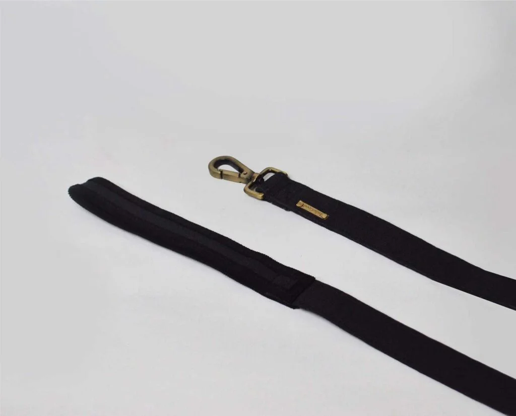 IndieGood-Sturdy-Canvas-Dog-Leash-Black_1