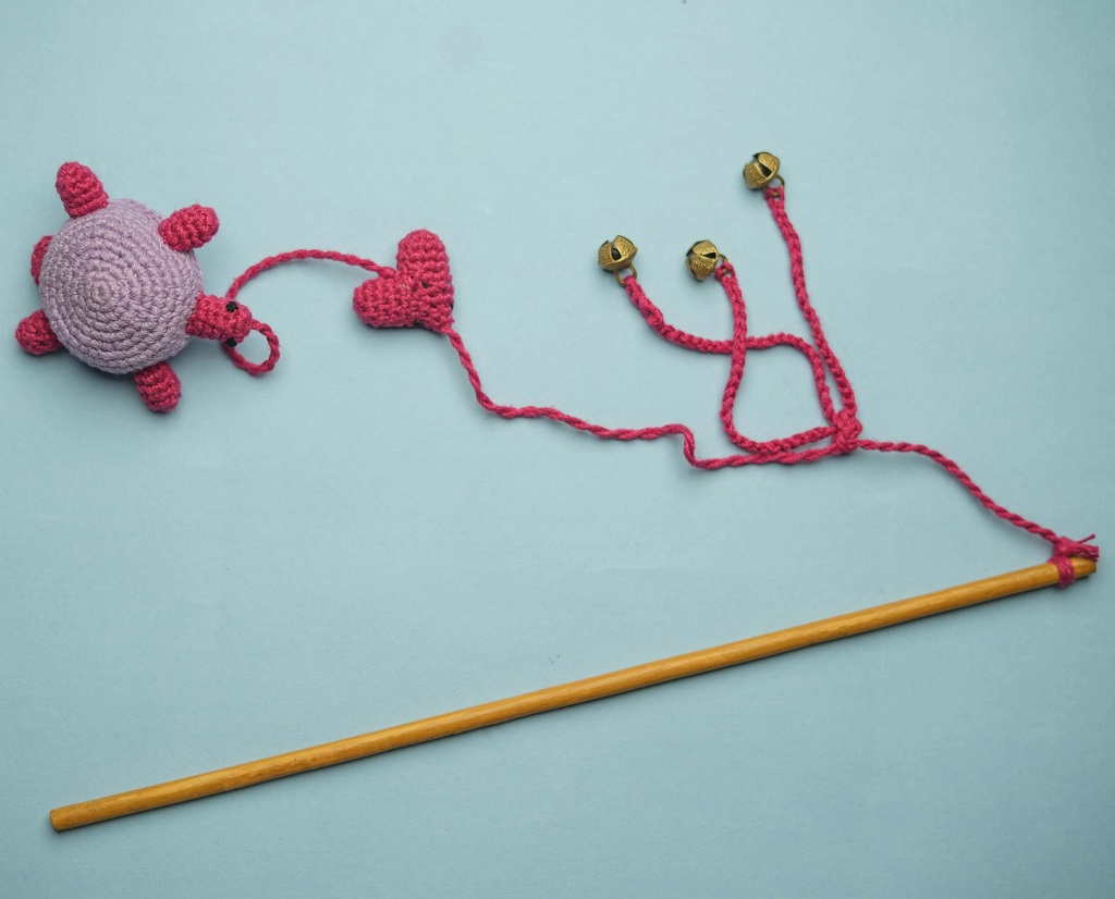 IndieGood Turtle Wandtoy for Cats_03