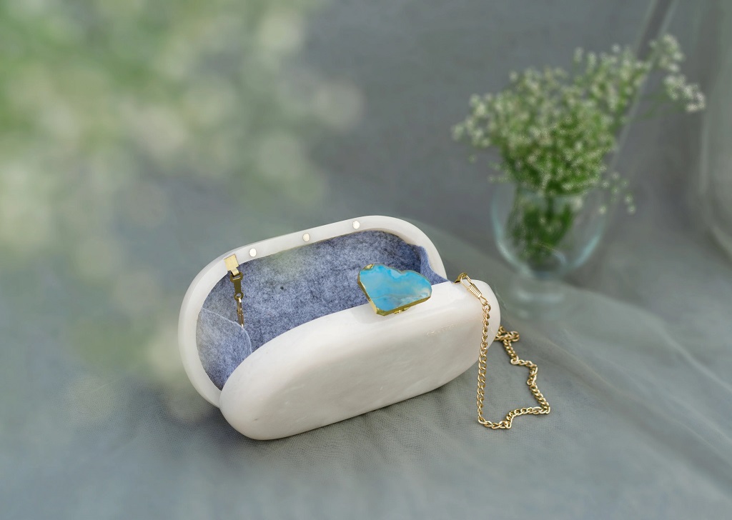 The White Baroque Capsule Clutch – Blue Stone_02