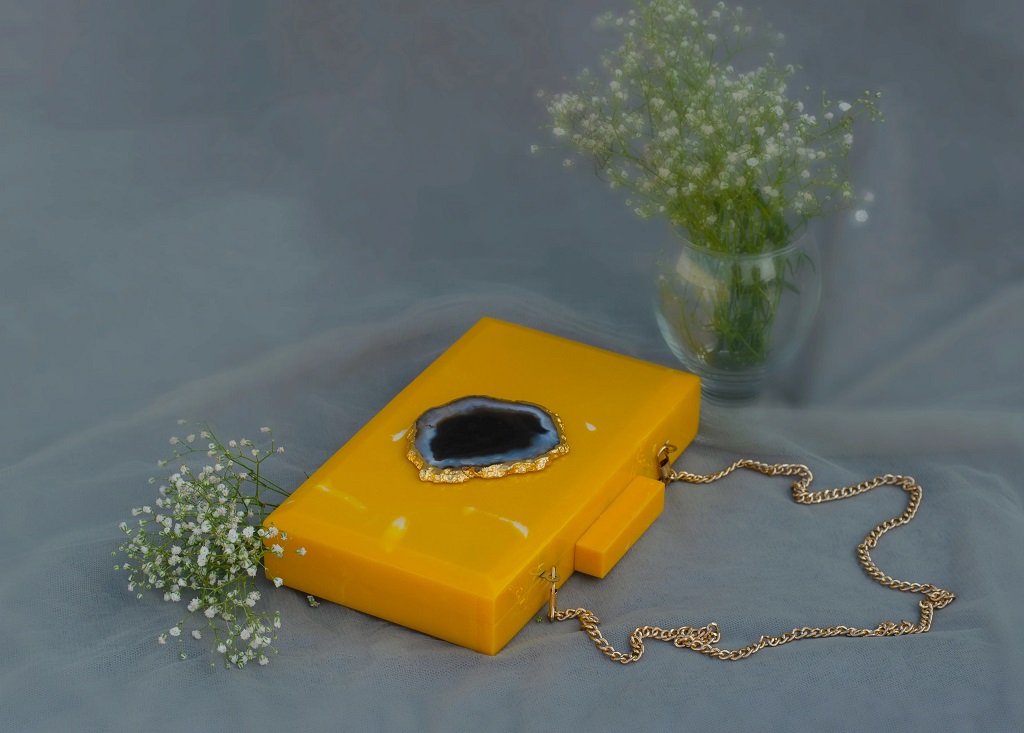 The Yellow Baroque Rectangular Clutch_03