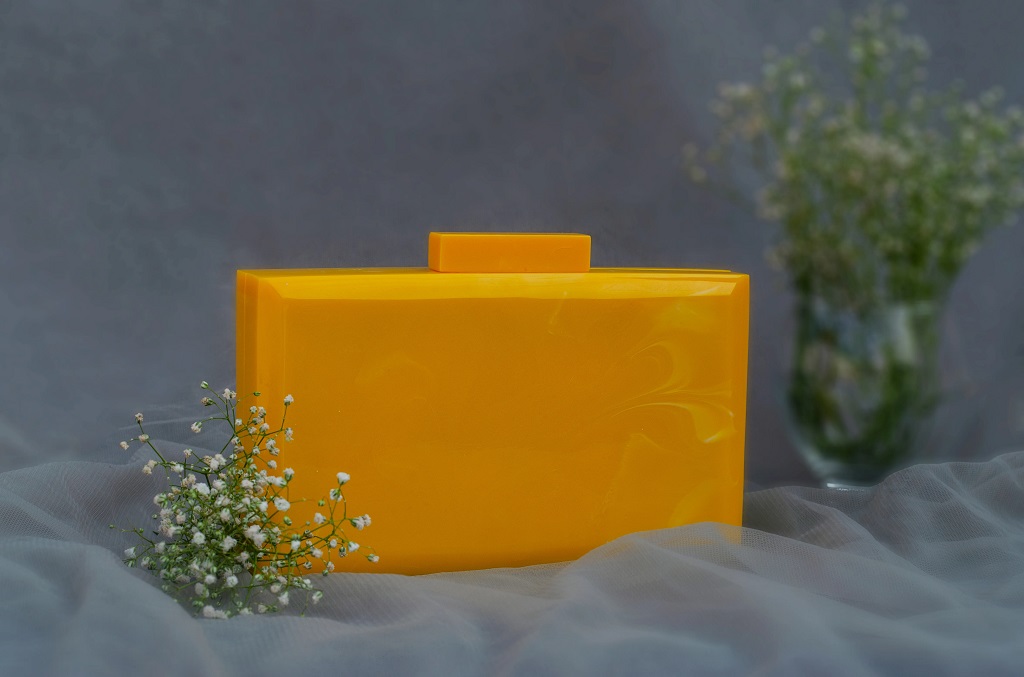 The Yellow Baroque Rectangular Clutch_04