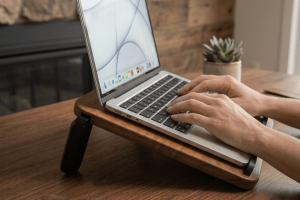 40. laptop stand 1